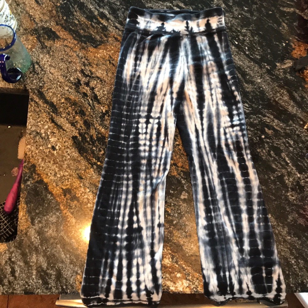 Black and white tie-dye yoga pants